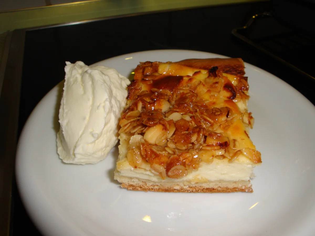 Rezept: Quarkkuchen mit Haferflocken-Haselnuss-Kruste Bild Nr. 1888 Quarkkuchen mit Haferflocken-Haselnuss-Kruste - Rezept - Bild Nr. 1888