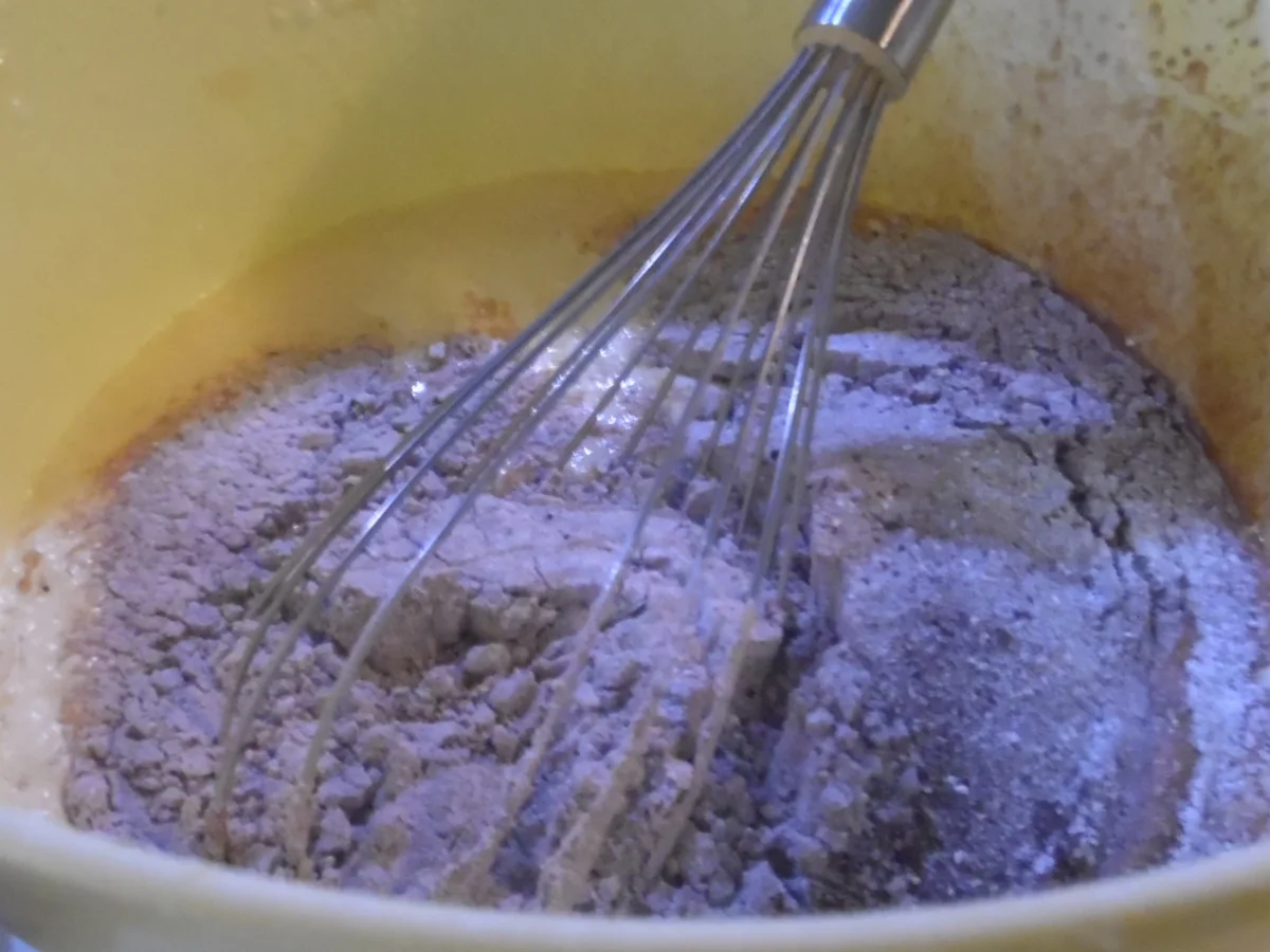 Schoko-Kuchen mit versunkenen Birnen - Rezept - Bild Nr. 1894