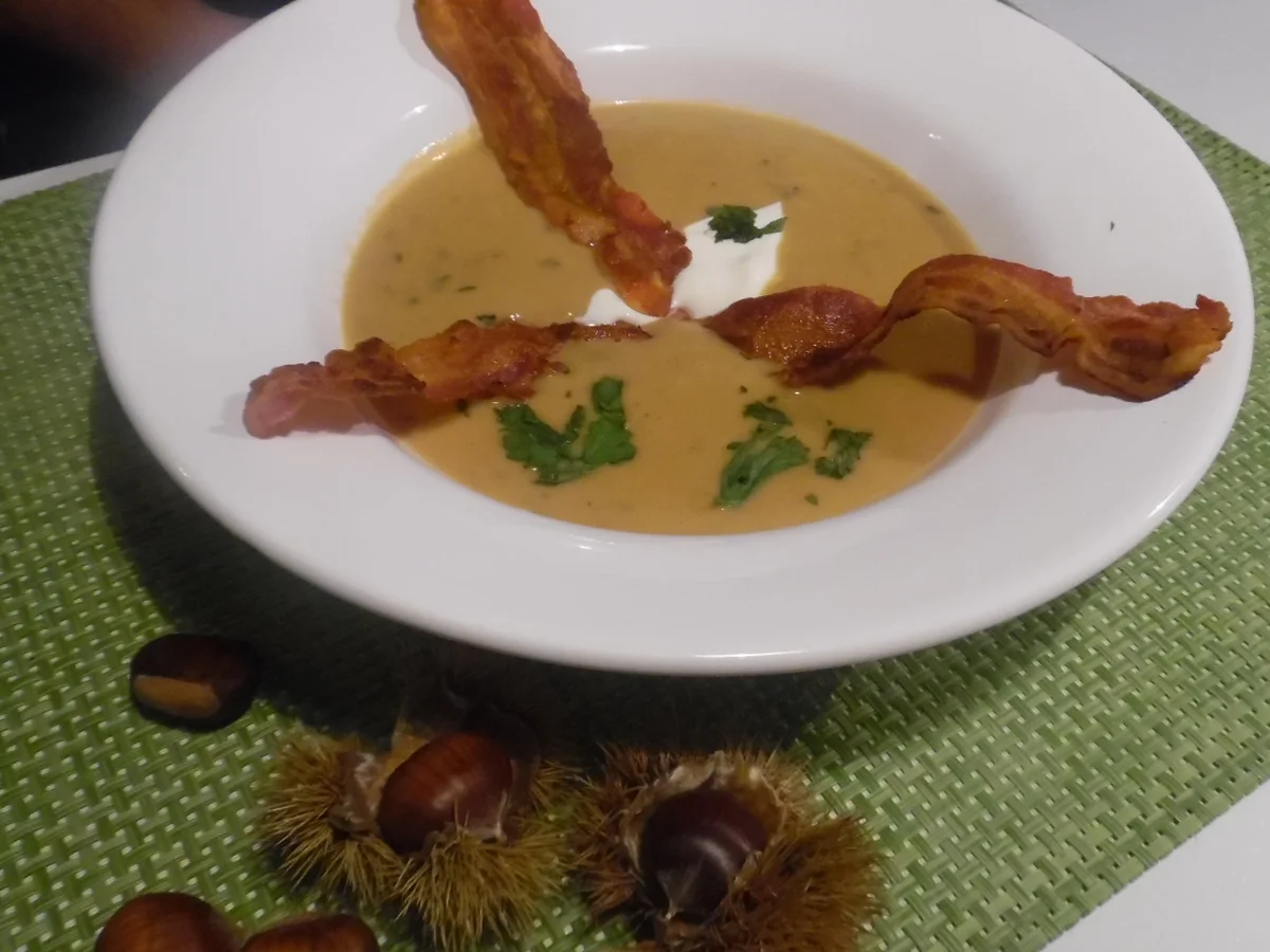 Kastaniensuppe (Käschdesupp) - Rezept - Bild Nr. 1880