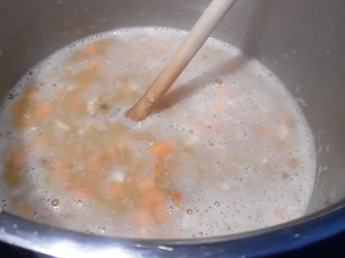 Kastaniensuppe (Käschdesupp) - Rezept - Bild Nr. 1882