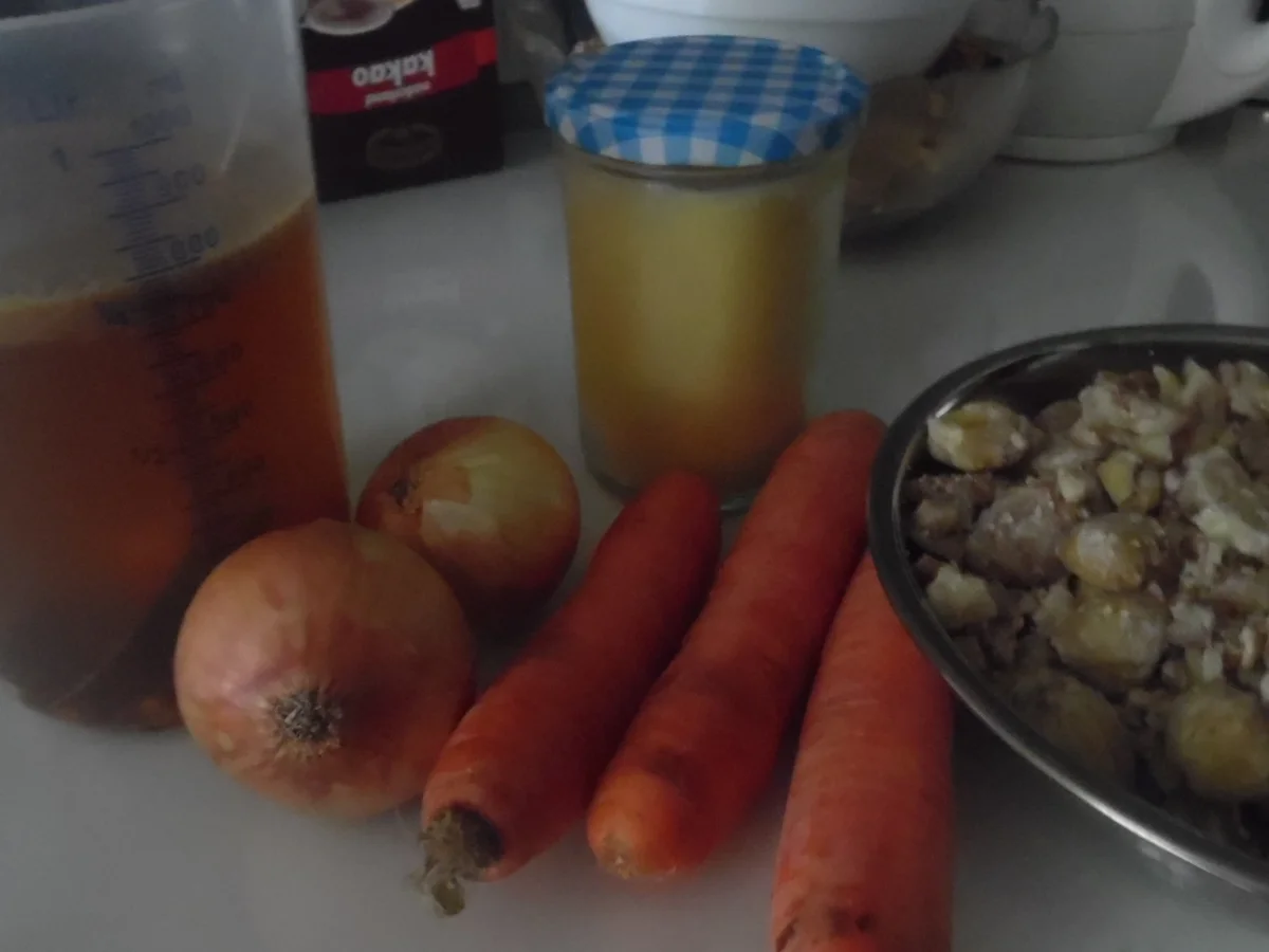 Kastaniensuppe (Käschdesupp) - Rezept - Bild Nr. 1886