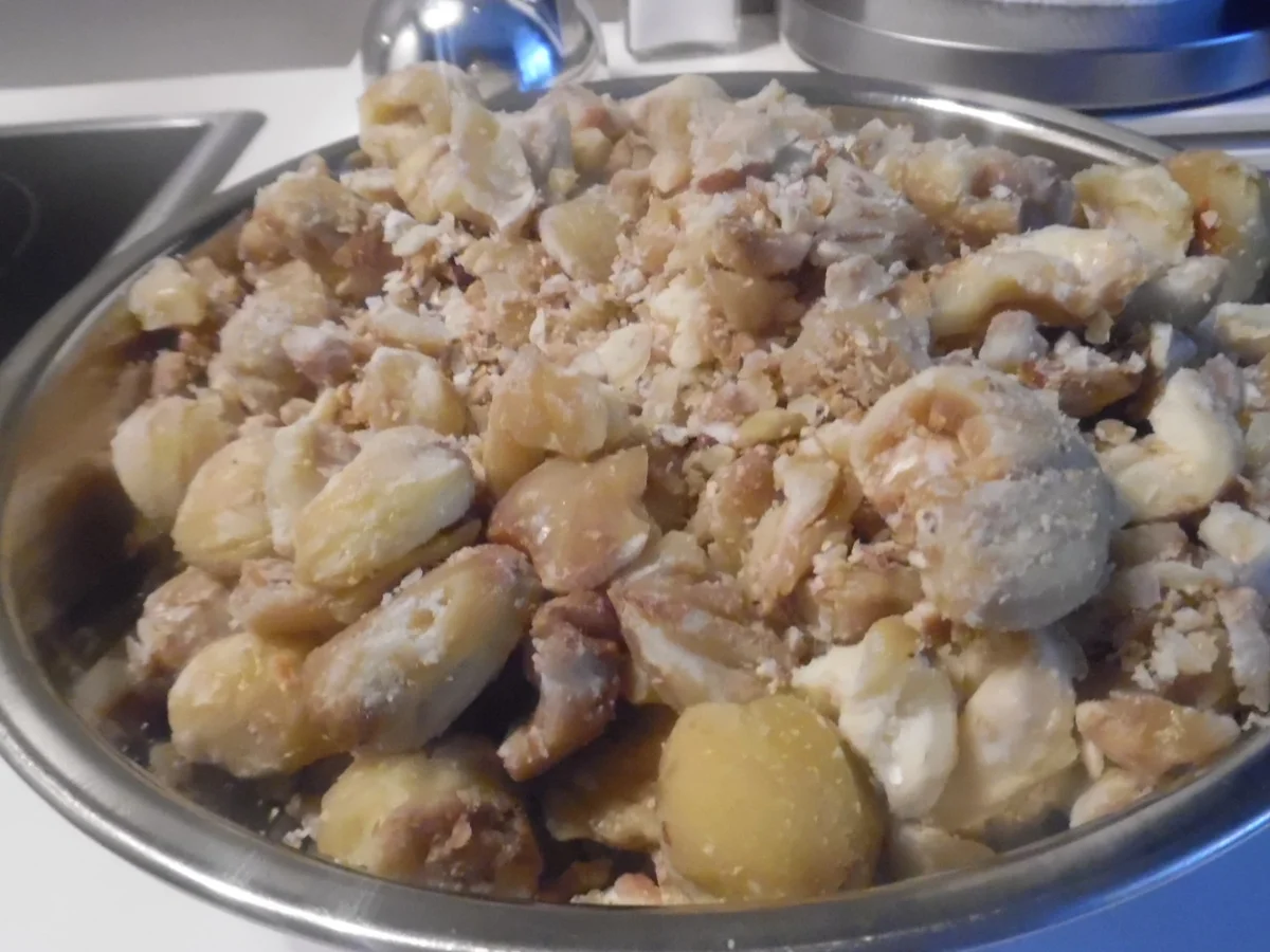 Kastaniensuppe (Käschdesupp) - Rezept - Bild Nr. 1887