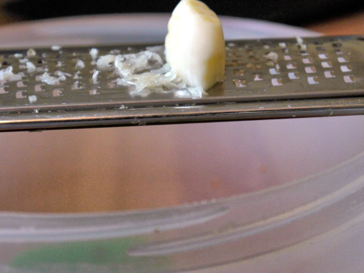 Marinierte Hähnchenunterschlegl mit Ofentomaten und Süßkartoffel-Sticks - Rezept - Bild Nr. 1905