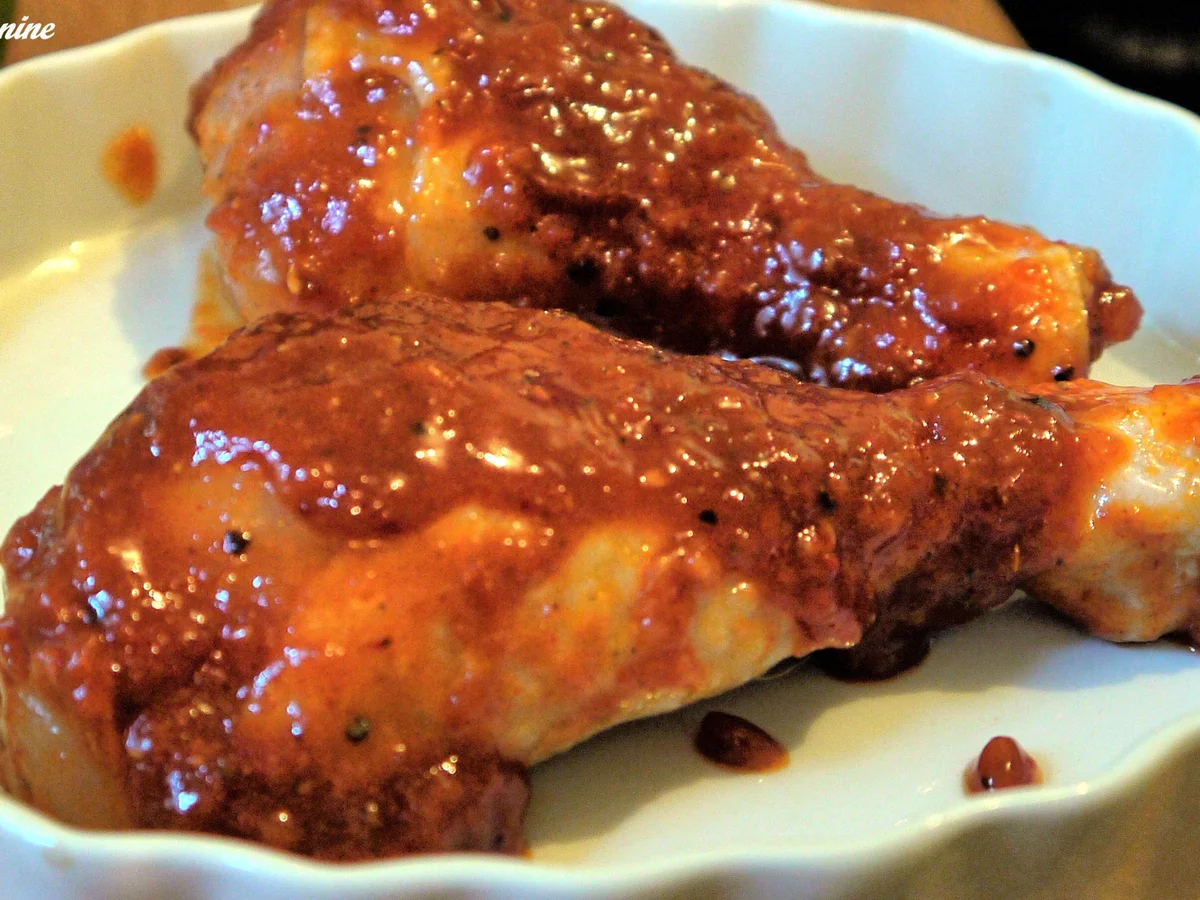 Marinierte Hähnchenunterschlegl mit Ofentomaten und Süßkartoffel-Sticks - Rezept - Bild Nr. 1912