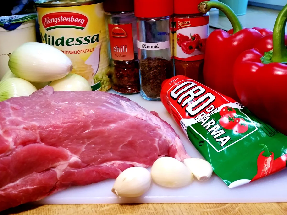 Gulasch nach Szegediner-Art ... - Rezept - Bild Nr. 1934