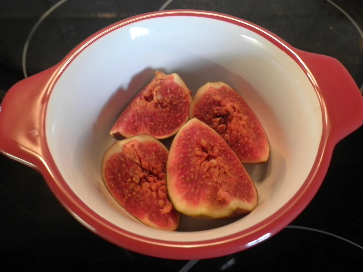 Rotwein - Pudding mit Feigen ... - Rezept - Bild Nr. 1927