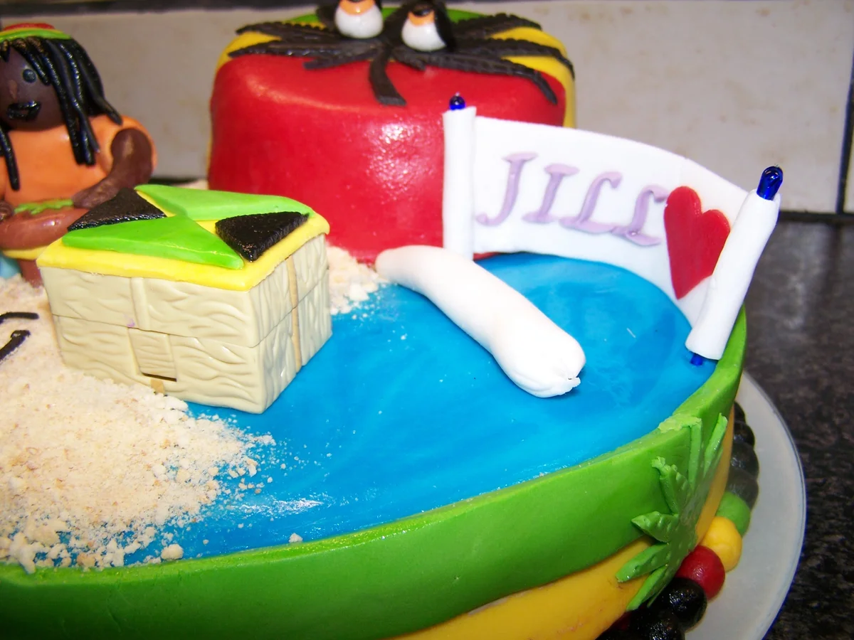 Rezept: JILL's Traum von einer Reggae - Torte Bild Nr. 1936 JILL's Traum von einer Reggae - Torte - Rezept - Bild Nr. 1936