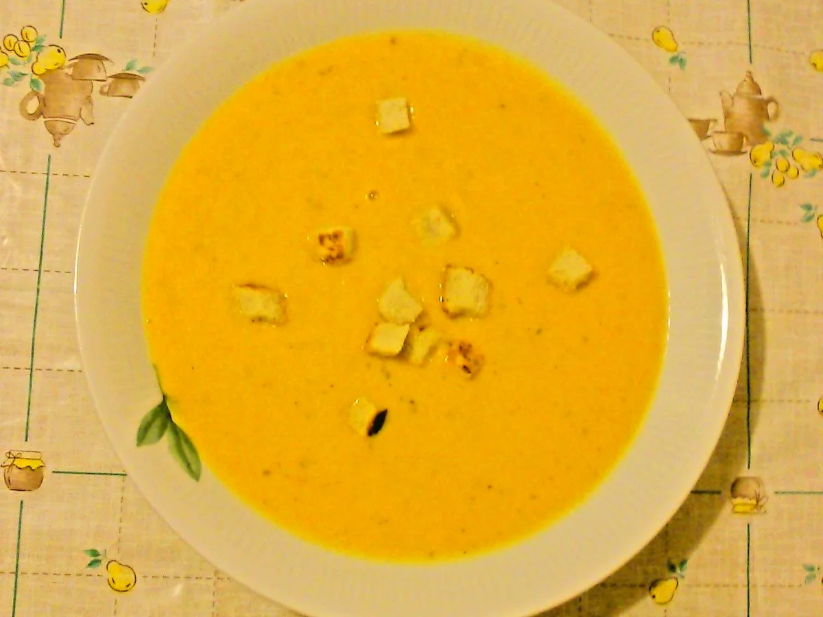 Zucchini - Möhren - Tomaten Suppe - Rezept - Bild Nr. 1933