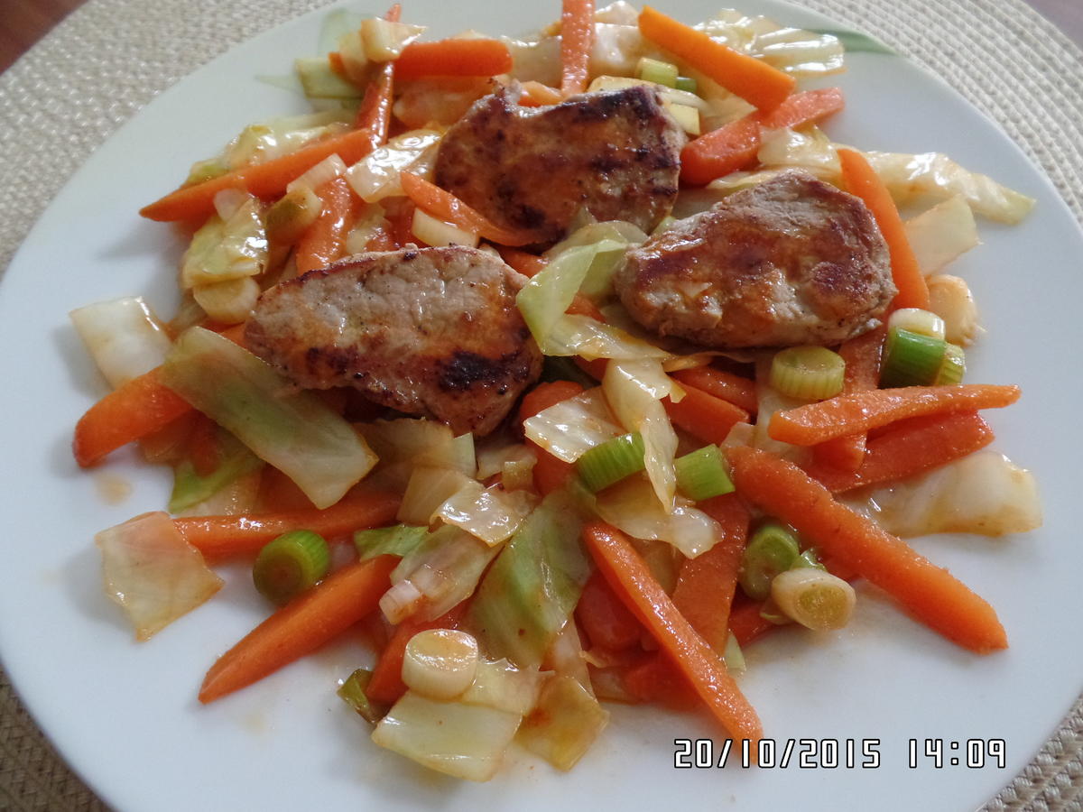 Schweinefleisch mit scharfem Kohl - Rezept - Bild Nr. 1949