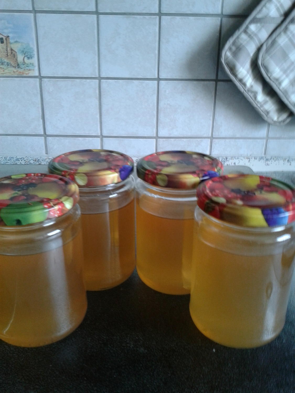 Zitronengelee mit Zitronen und Gelierzucker 1:1 - Rezept mit Bild ...