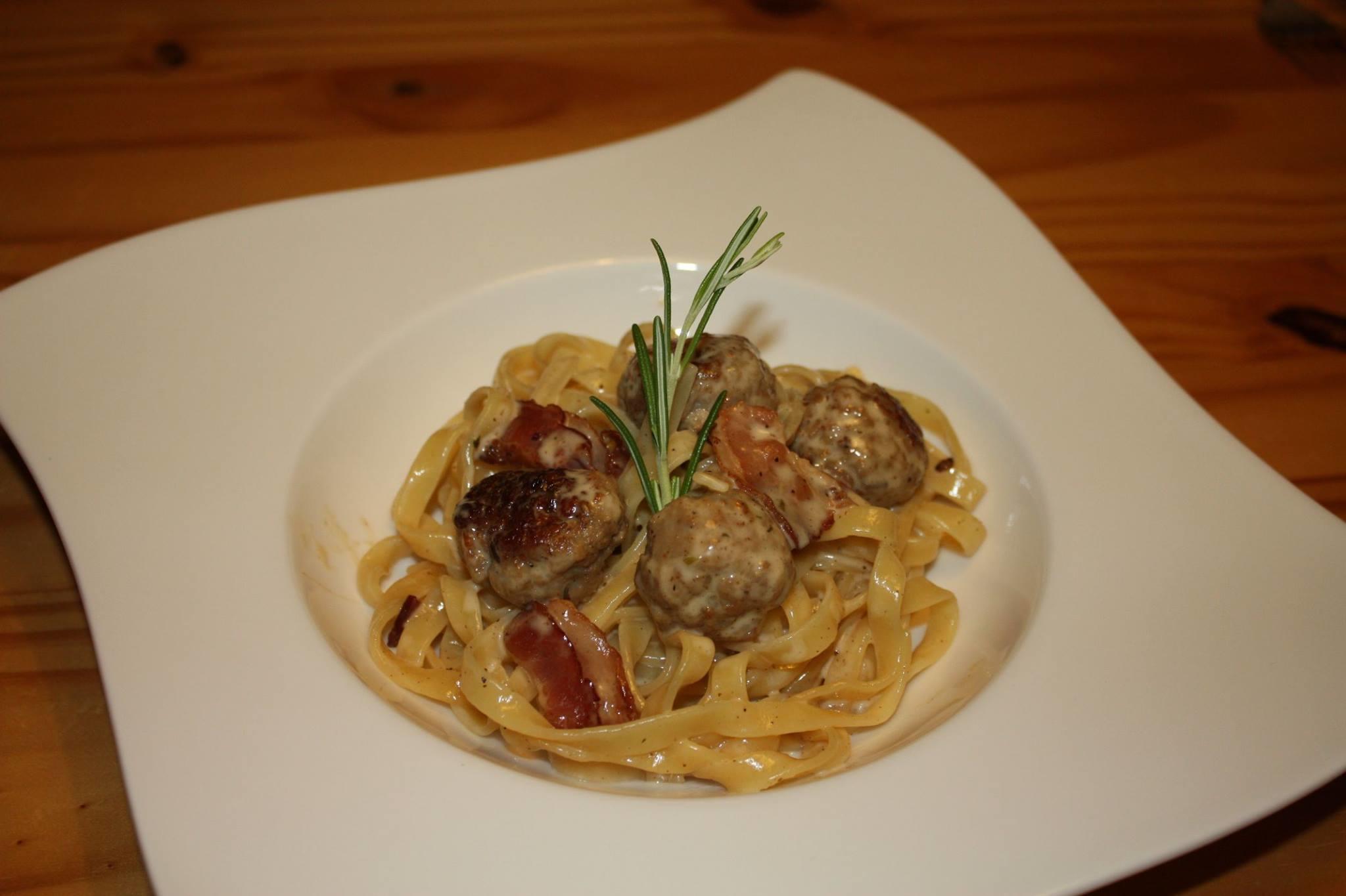 Bilder für Tagliatelle Salsiccia Bacon Rezept