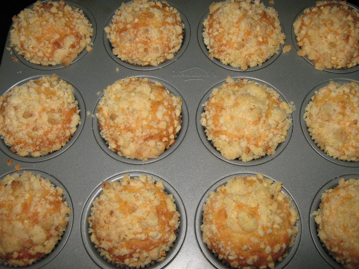 Rezept: Apfel-Streusel-Muffins Bild Nr. 1997 Apfel-Streusel-Muffins - Rezept - Bild Nr. 1997