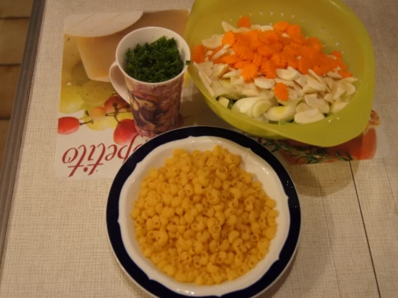 Hähnchen-Gemüse-Nudelsuppe mit Eierstich - Rezept - Bild Nr. 2038