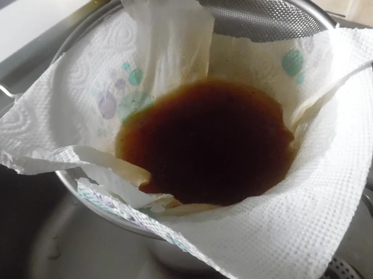 Rezept: Walnuss-Likör Bild Nr. 2038 Walnuss-Likör - Rezept - Bild Nr. 2038