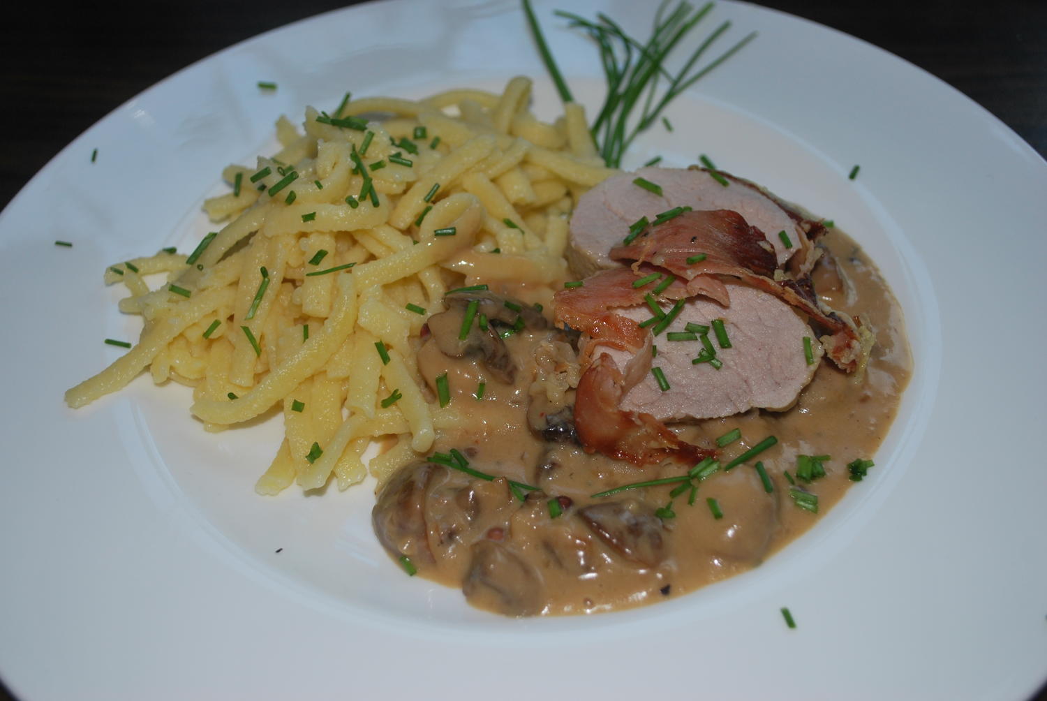 Schweinefilet in Schinkenhülle in Champignonrahm - Rezept - kochbar.de