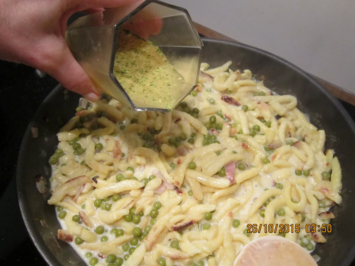 Spätzle mit Sauce und Schweinefilet - Rezept - Bild Nr. 2067