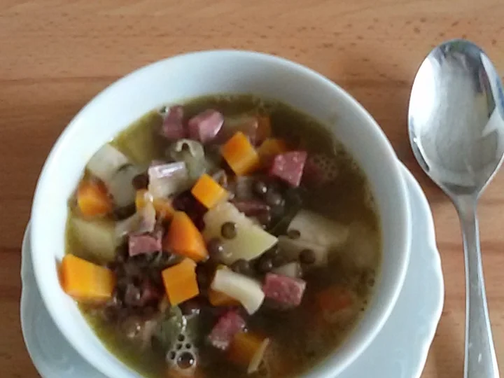 Rezept: WurzelGemüse Süppchen Bild Nr. 2086 WurzelGemüse Süppchen - Rezept - Bild Nr. 2086