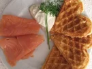 Rezept: Kartoffelwaffeln mit Räucherlachs Bild Nr. 2091 Kartoffelwaffeln mit Räucherlachs - Rezept - Bild Nr. 2091