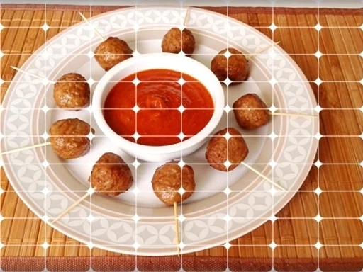 Rezept: Mini Fleischbällchen am Spieß mit scharfer Tomatensauce Bild Nr. 2123 Mini Fleischbällchen am Spieß mit scharfer Tomatensauce - Rezept - Bild Nr. 2123