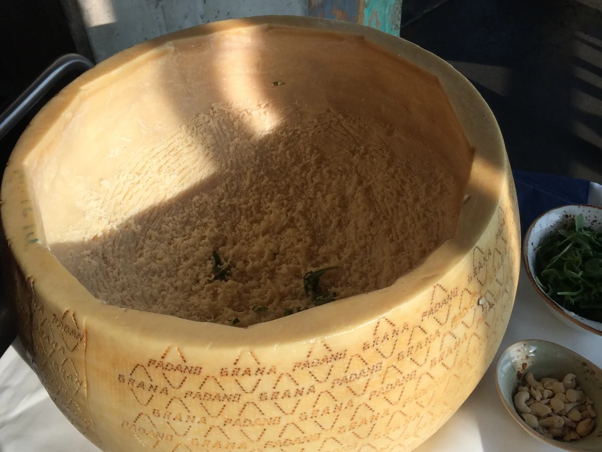 Spaghetti aus dem Grana Padanolaib - Rezept - Bild Nr. 2118