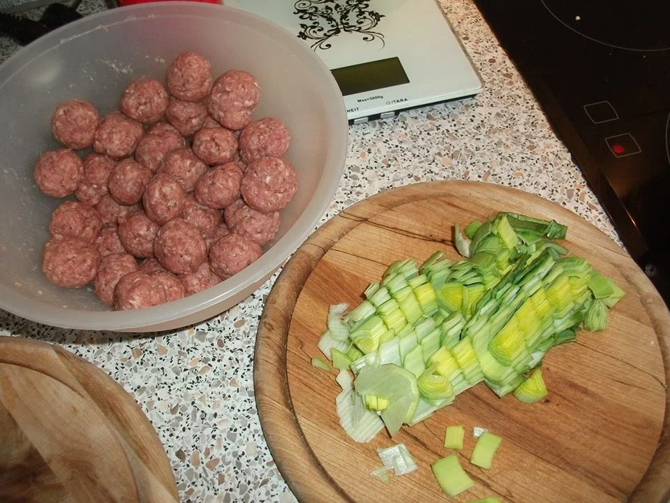 Blumenkohlsuppe mit Hackbällchen - Rezept - Bild Nr. 2124