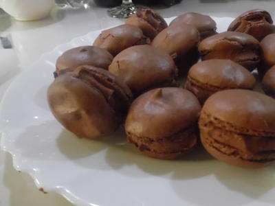 Rezept: Macarons mit Schokoladen-Füllung Bild Nr. 2123 Macarons mit Schokoladen-Füllung - Rezept - Bild Nr. 2123