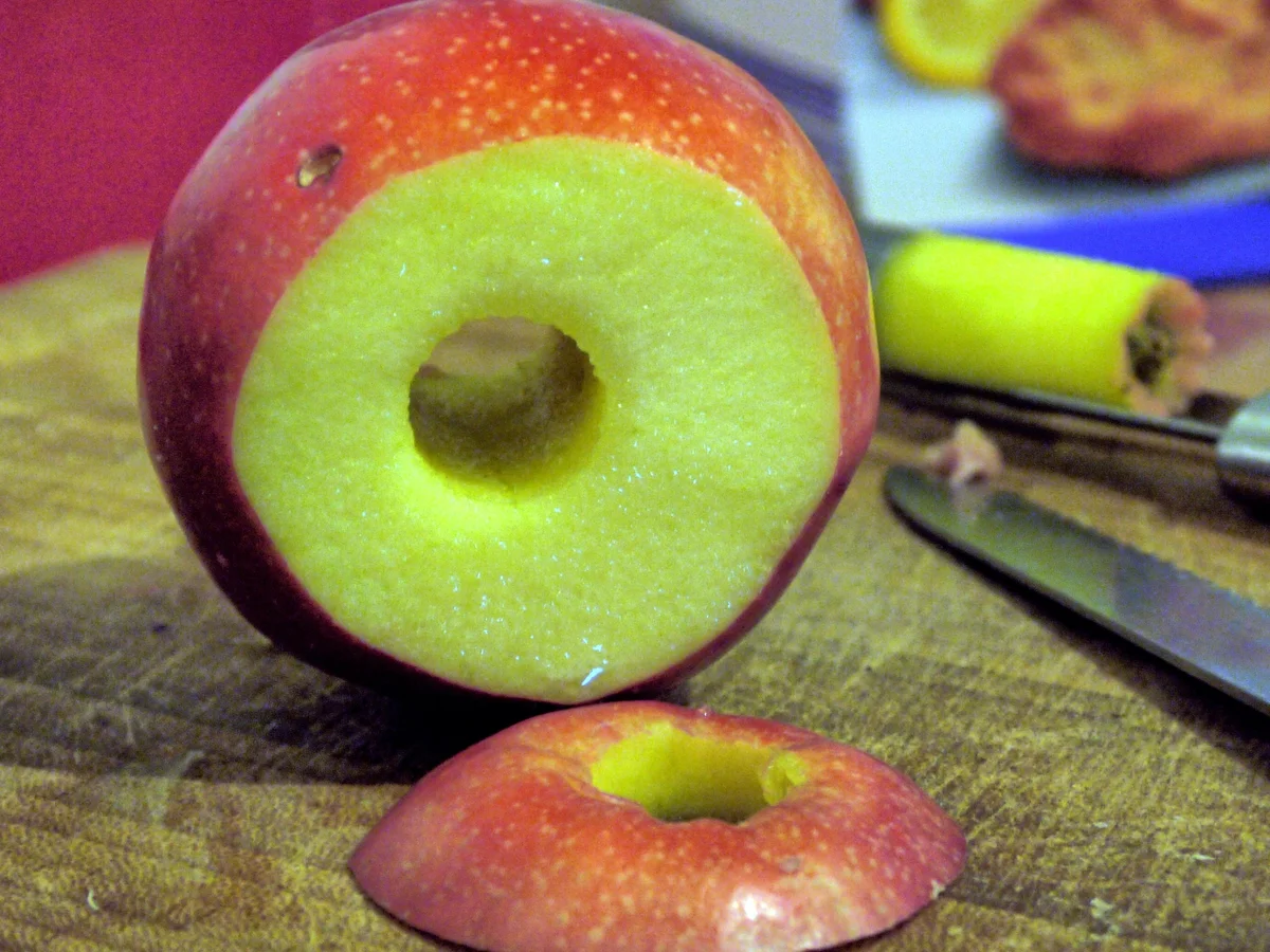 Apfelbouletten mit Zwiebeln und Kartoffelstampf - Rezept - Bild Nr. 2176