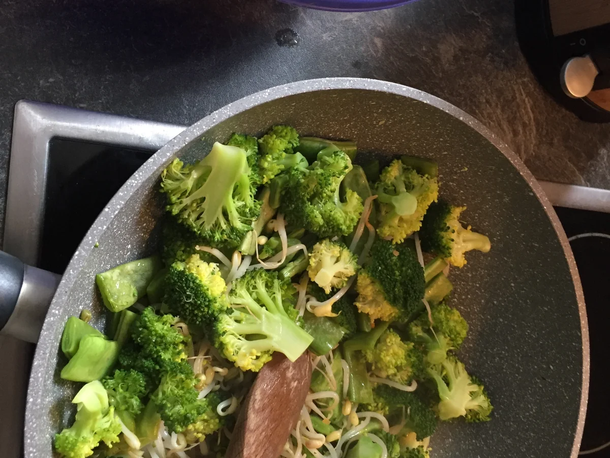 Asiatisches Gemüse mit Reis - Rezept - Bild Nr. 2189