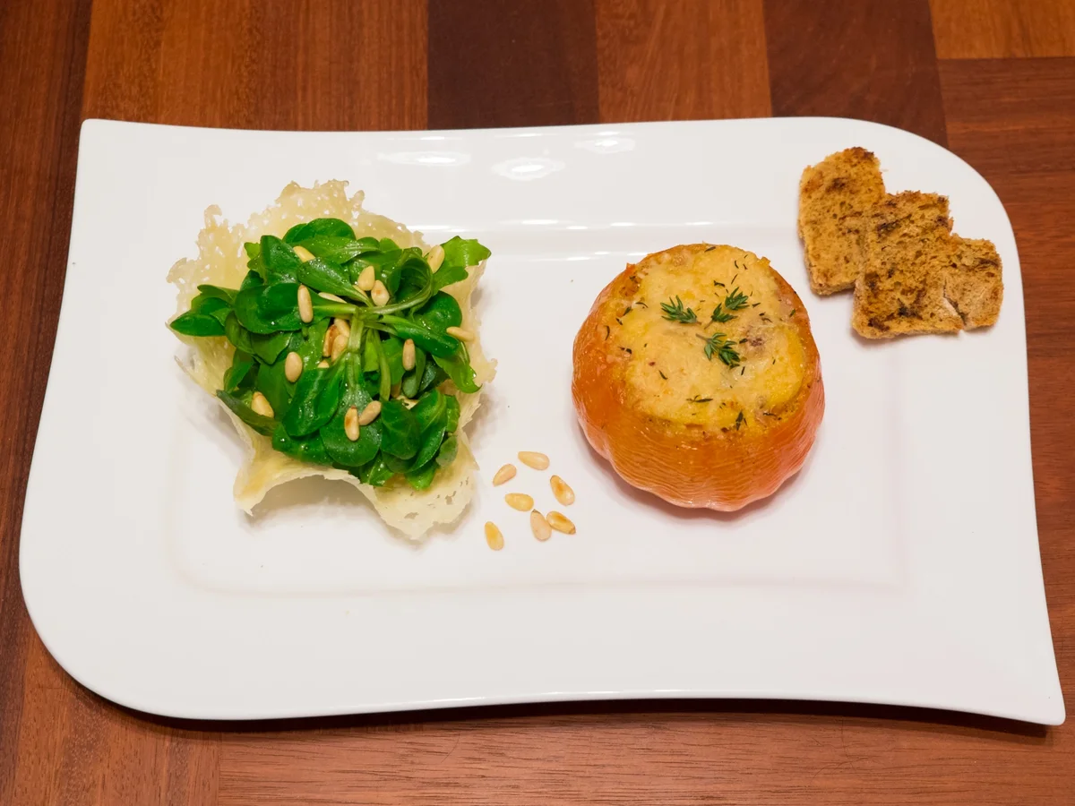 Rezept: Gefüllte Ofentomaten à la Grana Padano Bild Nr. 2192 Gefüllte Ofentomaten à la Grana Padano - Rezept - Bild Nr. 2192