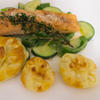 Grana Padano-Säckchen mit Lachsfilet auf Zucchinigemüse - Rezept - Bild Nr. 2197