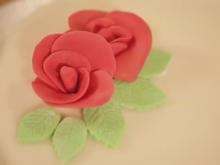 Dekorative Rosen aus Fondant für Torten - Rezept - Bild Nr. 2284