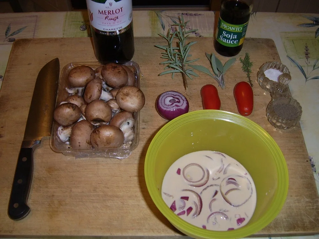 Schweineleber im Milchbad an Champignons - Rezept - Bild Nr. 2287