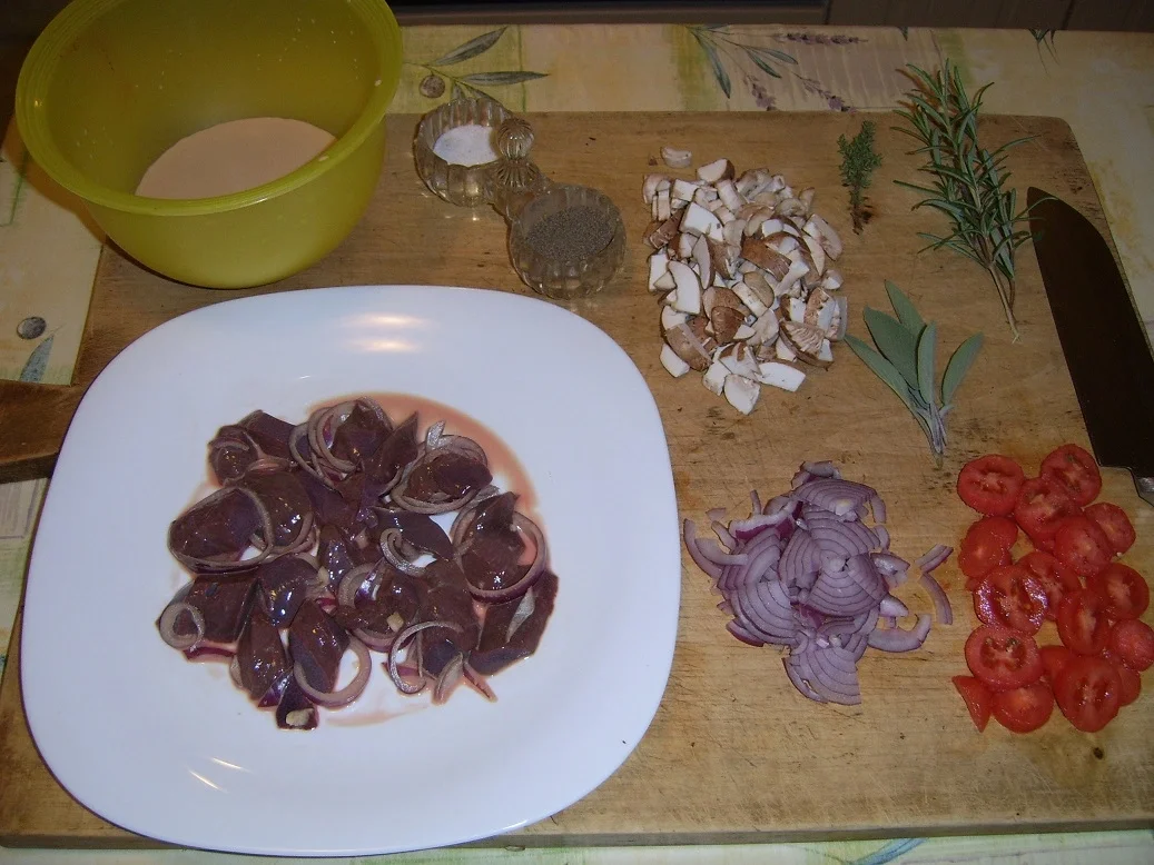 Schweineleber im Milchbad an Champignons - Rezept - Bild Nr. 2288