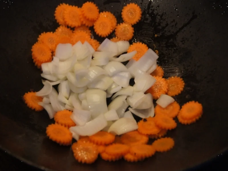 Rezept: Schweinefleischbällchen süss-sauer Bild Nr. 2293 Schweinefleischbällchen süss-sauer - Rezept - Bild Nr. 2293