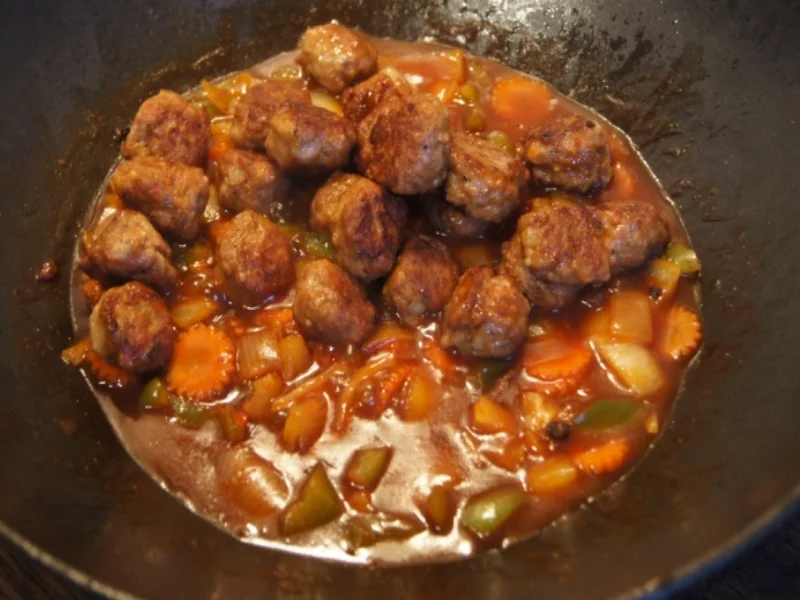 Rezept: Schweinefleischbällchen süss-sauer Bild Nr. 2298 Schweinefleischbällchen süss-sauer - Rezept - Bild Nr. 2298