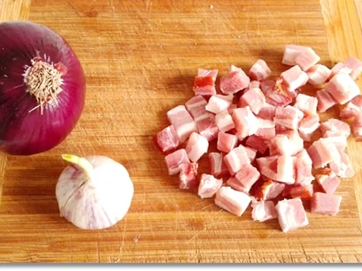 Deftiger Sauerkraut- Hackfleisch Eintopf mit Wurstschnecke - Rezept - Bild Nr. 2316