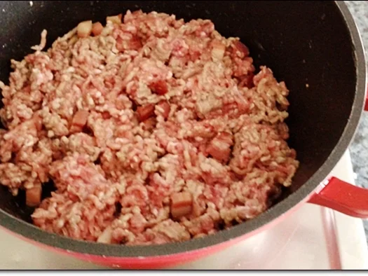 Deftiger Sauerkraut- Hackfleisch Eintopf mit Wurstschnecke - Rezept - Bild Nr. 2319