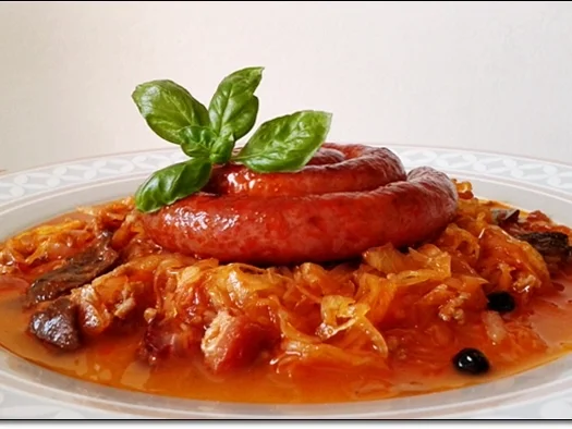 Deftiger Sauerkraut- Hackfleisch Eintopf mit Wurstschnecke - Rezept - Bild Nr. 2329