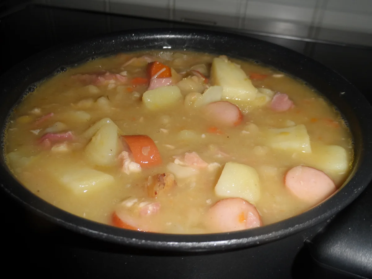 Rezept: BiNe` S ERBSENSUPPE Bild Nr. 2351 BiNe` S ERBSENSUPPE - Rezept - Bild Nr. 2351