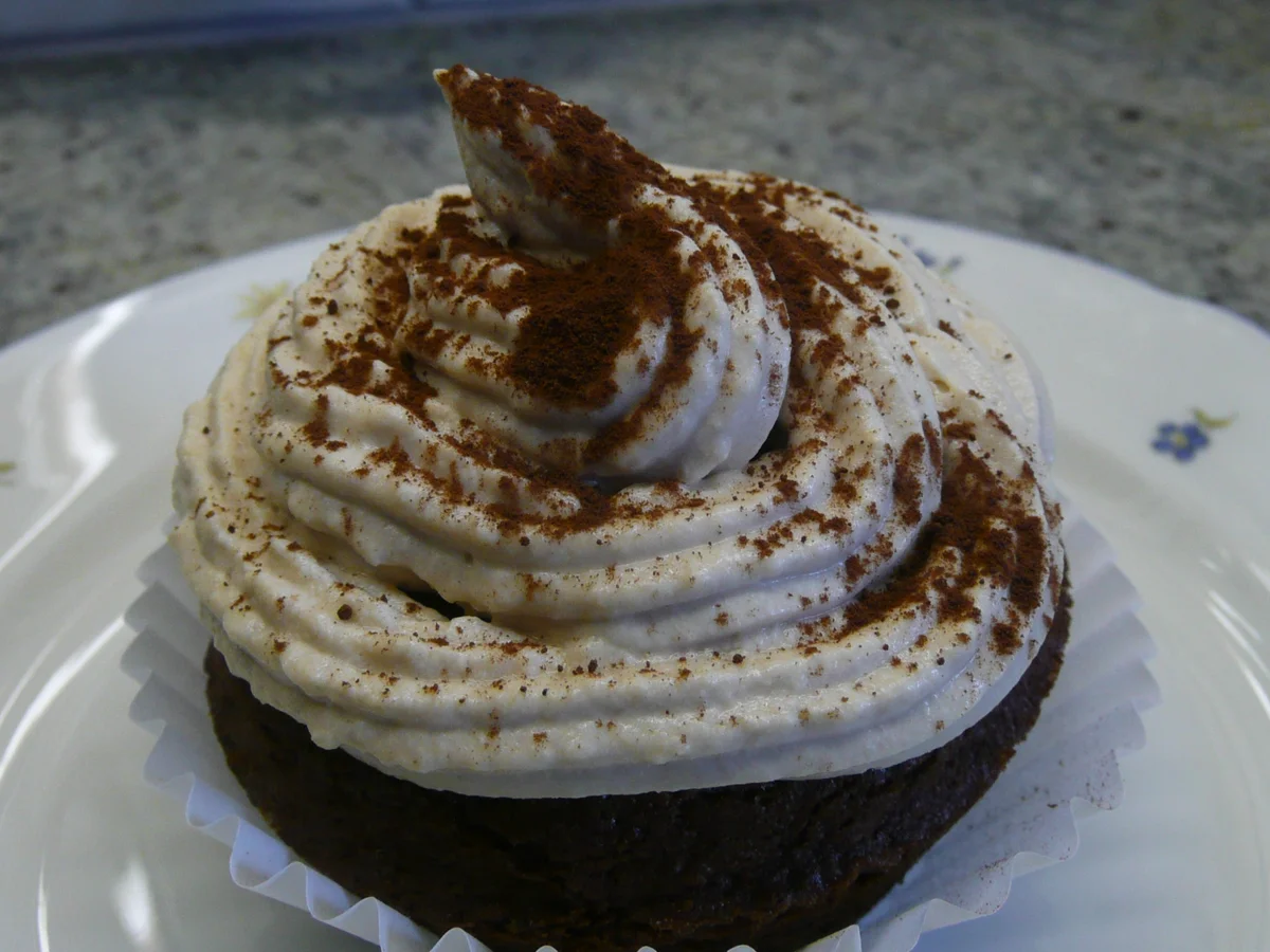 Lebkuchenmuffin mit Cappuccinotopping - Rezept - Bild Nr. 2394