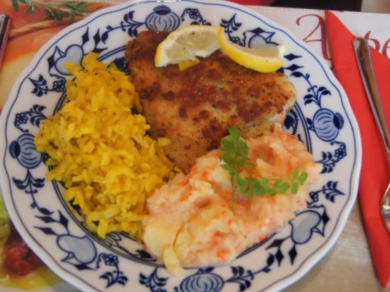 Rezept: Schollenfilet mit Sellerienudeln und Paprika-Kartoffelstampf Bild Nr. 2395 Schollenfilet mit Sellerienudeln und Paprika-Kartoffelstampf - Rezept - Bild Nr. 2395