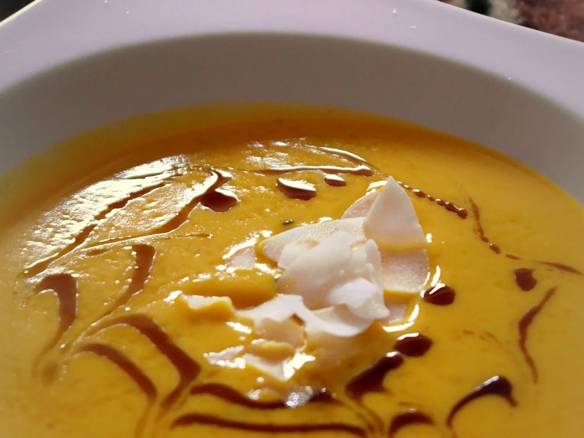 Rezept: Einfache Kürbis-Suppe mit Frischkäse; mit Thermomix Bild Nr. 2395 Einfache Kürbis-Suppe mit Frischkäse; mit Thermomix - Rezept - Bild Nr. 2395