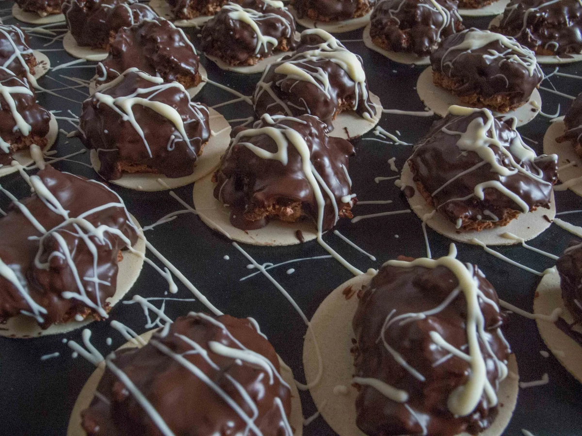 Rezept: Plätzchen: Mannheimer Dreck Bild Nr. 1407 Plätzchen: Mannheimer Dreck - Rezept - Bild Nr. 1407