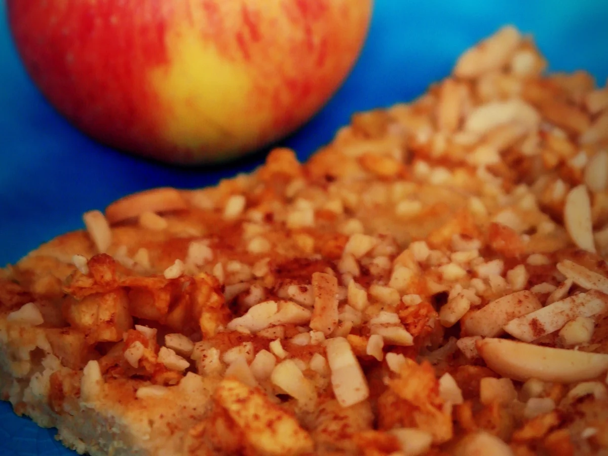 Schwedischer Apfelbiskuit-Kuchen - Rezept - Bild Nr. 2406