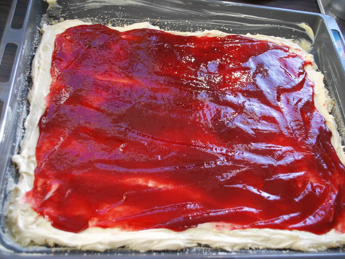 Rezept: Marmeladen-Streusel-Kuchen Bild Nr. 2413 Marmeladen-Streusel-Kuchen - Rezept - Bild Nr. 2413