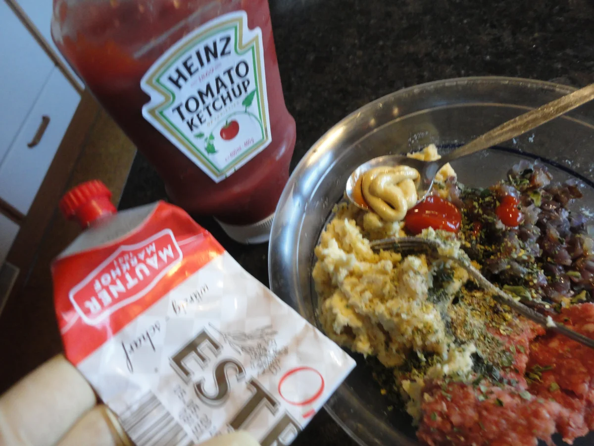 Fleischlaibchen auf Kichererbsenbasis - Rezept - Bild Nr. 2712