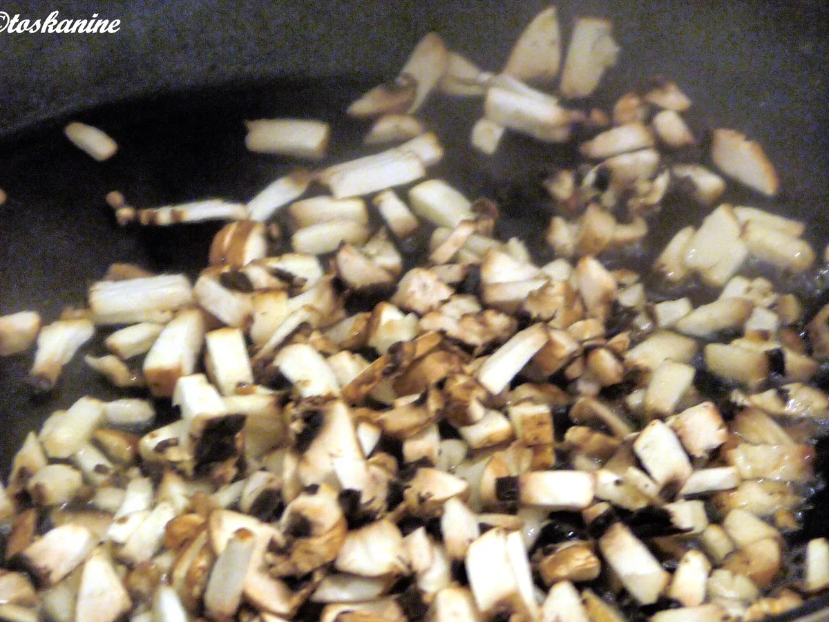 Gefüllte und überbackene Champignons - Rezept - Bild Nr. 2457