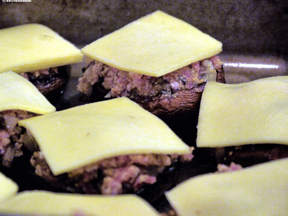 Gefüllte und überbackene Champignons - Rezept - Bild Nr. 2463