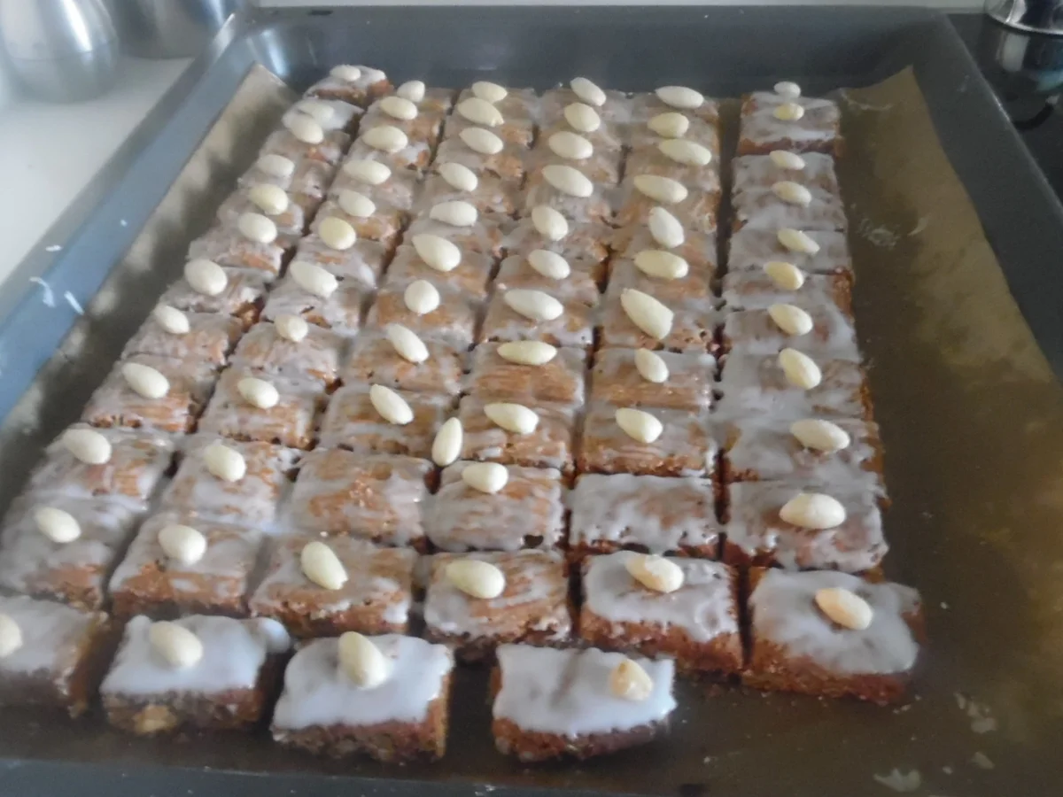 Rezept: Basler Leckerli Bild Nr. 2473 Basler Leckerli - Rezept - Bild Nr. 2473