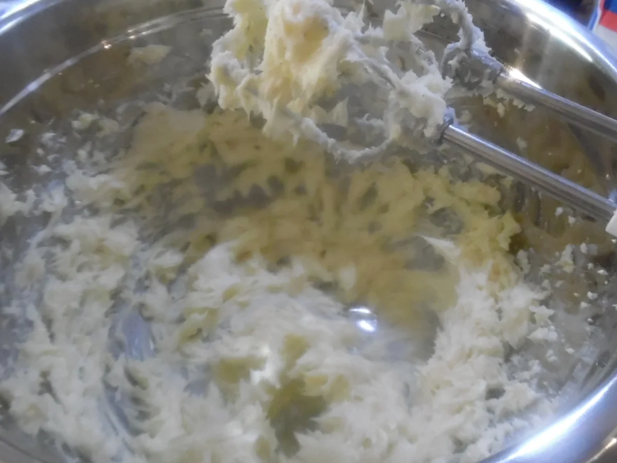 Gefüllte Schmalzplätzchen - Rezept - Bild Nr. 2478